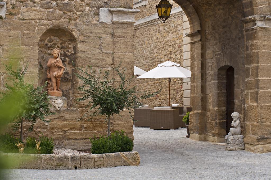Château de Rochegude - Relais&Châteaux Exterior foto